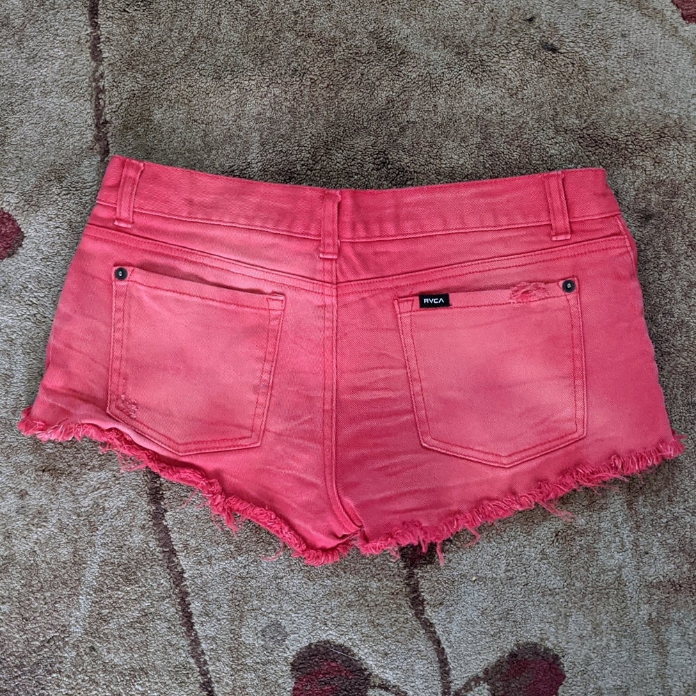 Red RVCA short shorts - Picture 2 of 5